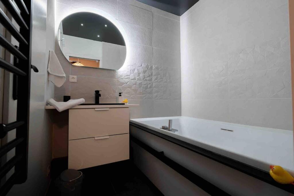 La Huppe - Bain Balneo - Centre - 3 Etoiles Riom